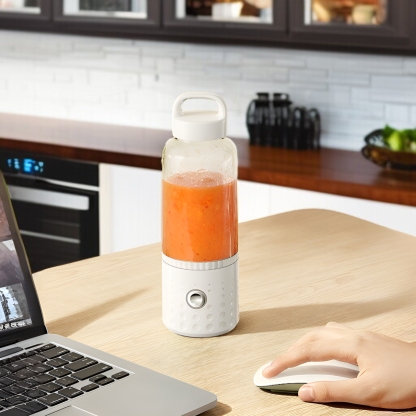 Portable juicer with electric juicer cup, small household fully automatic fruit juicer