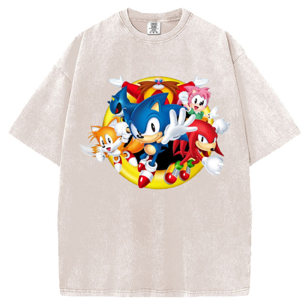 Race into action with our Sonic the Hedgehog T-shirt/Sweatshirt