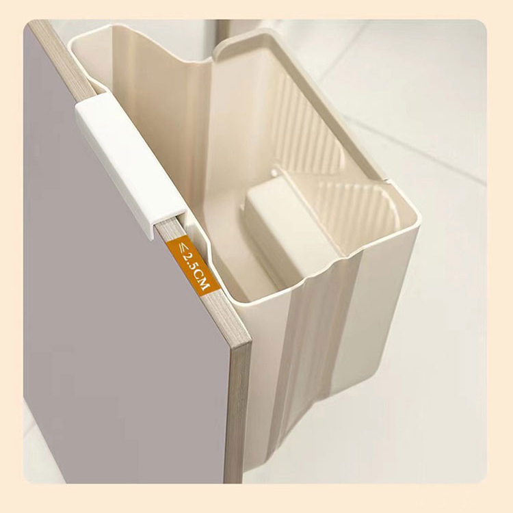 Wiszący składany kosz na śmieci