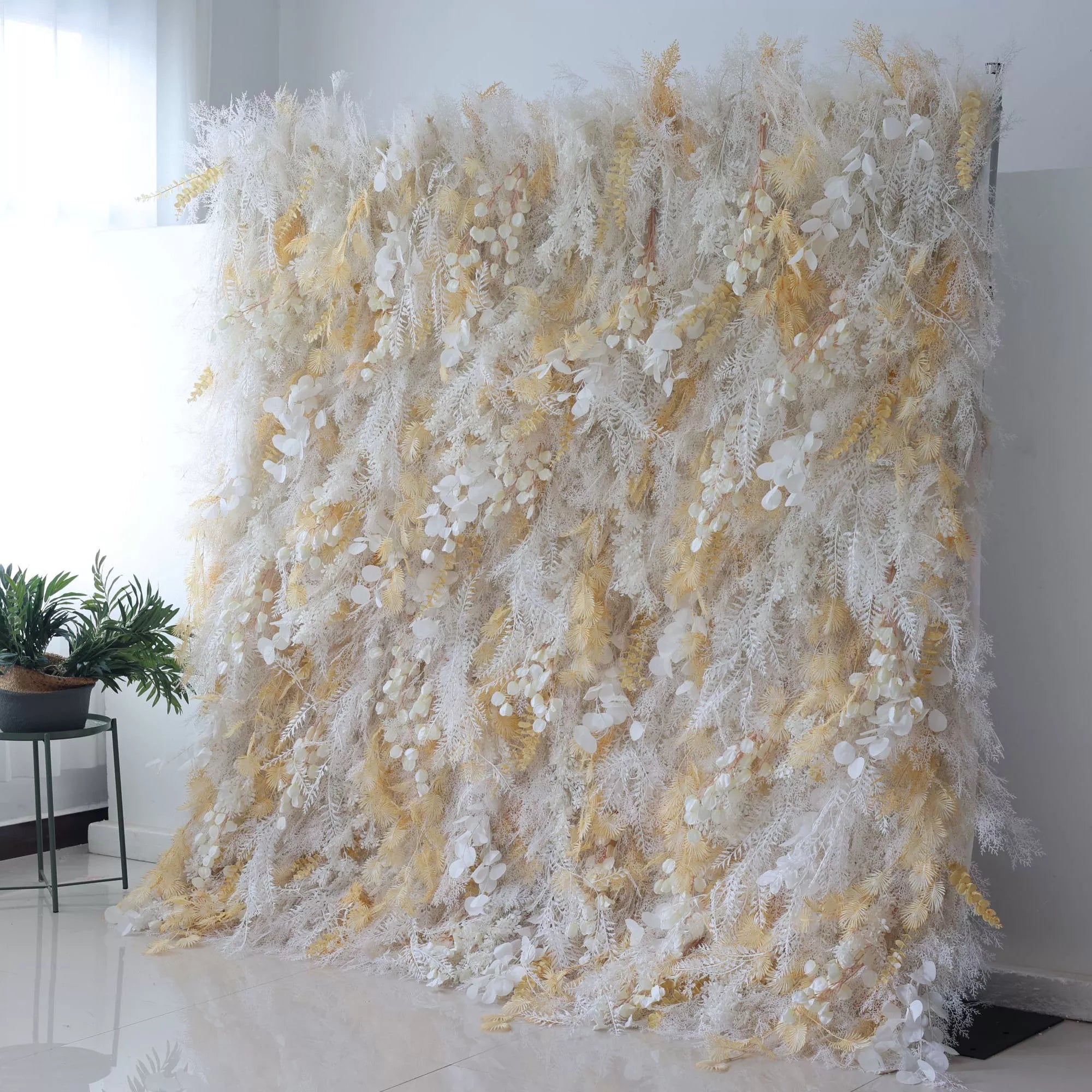 Golden Gossamer Dreams – A Luminous Artificial Fabric Flower Wall Intertwined with Gilded Petals-VF-208-3