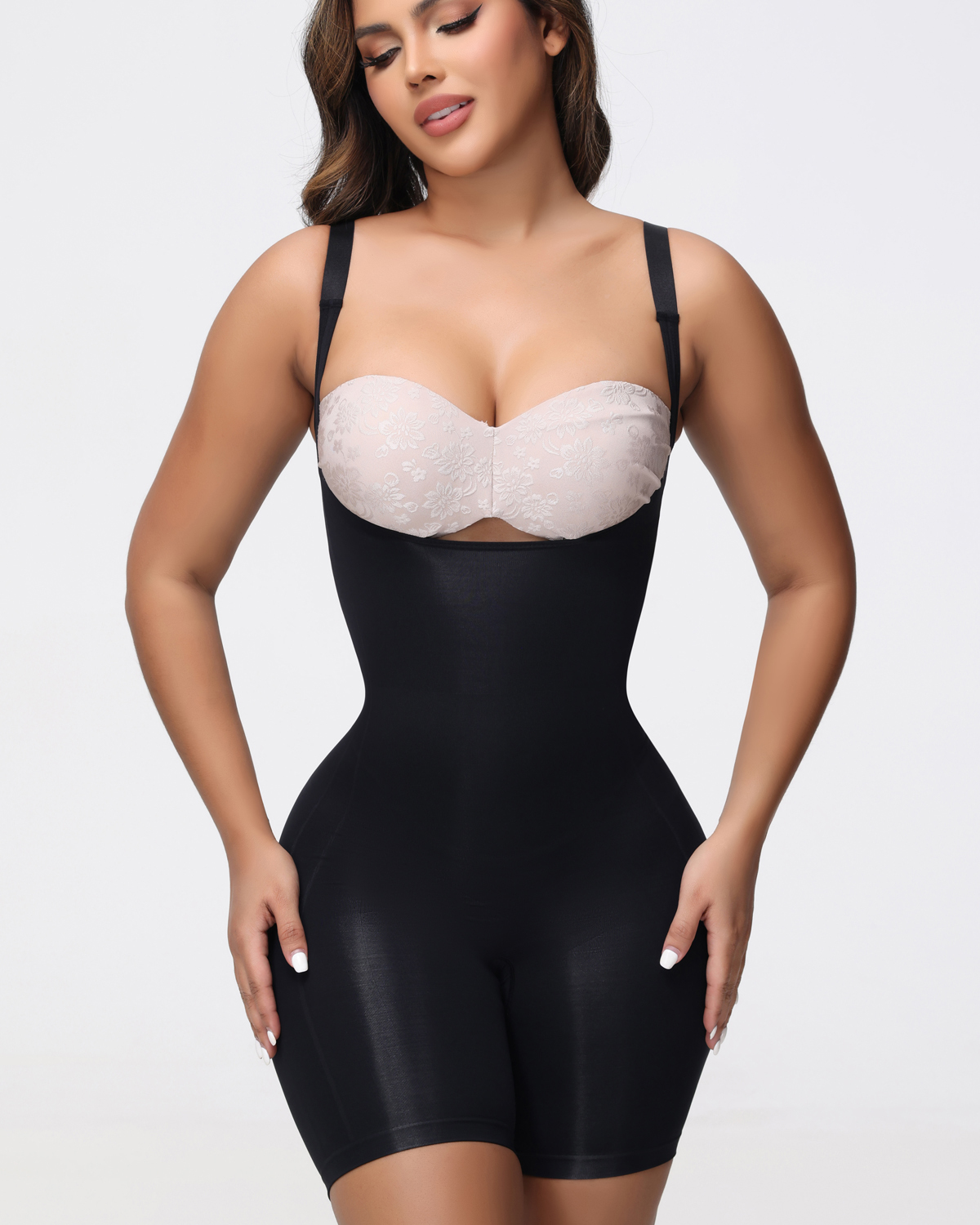 Skin-friendly seamless body suit