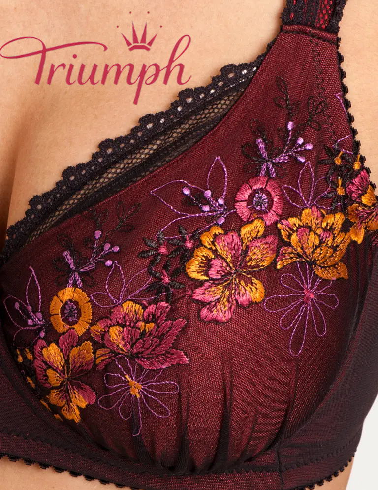 Triumph - 3 kusy✨Vyztužená tylová podprsenka s kosticí