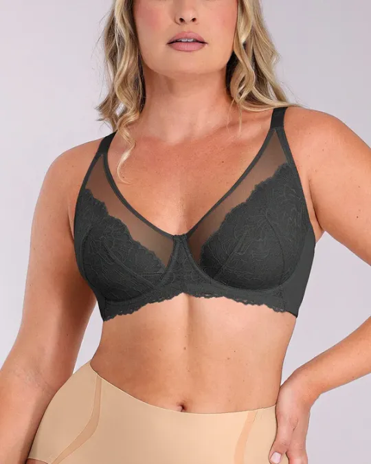 👙TRIUMPH – [3 kusy.]🔥50% SLEVA na sexy krajkové spodní prádlo pro plnoštíhlé