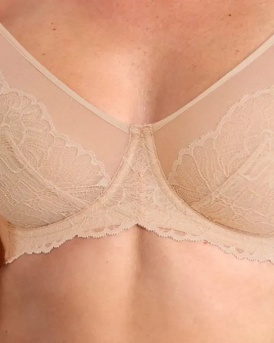 👙TRIUMPH – [3 kusy.]🔥50% SLEVA na sexy krajkové spodní prádlo pro plnoštíhlé