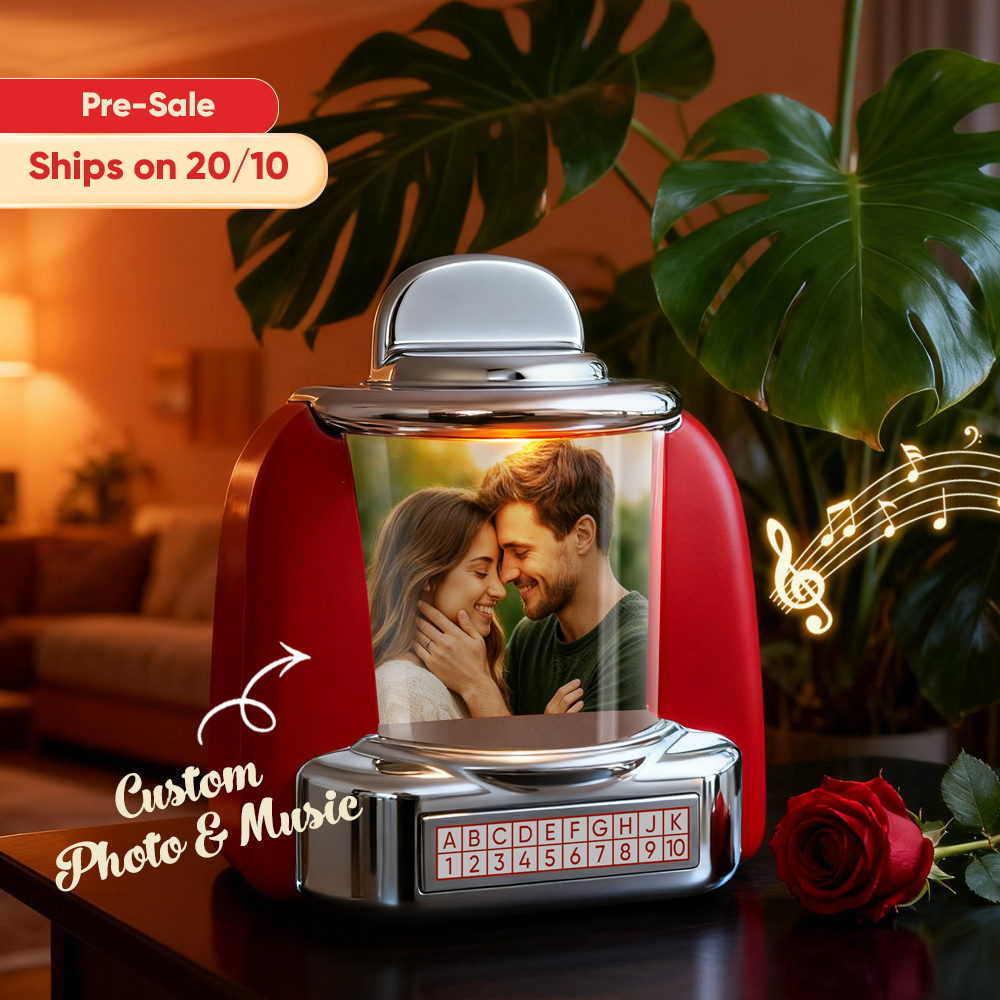 (Pre-Sale, Ships on 20/10)Custom Jukebox Retro Speaker – Personalized Photo,Names & Date Music Mini Player with Radio | Vintage Tabletop Home Decor Nostalgic Gift