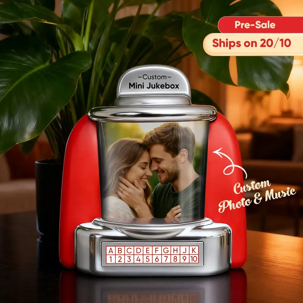 (Pre-Sale, Ships on 20/10)Custom Jukebox Retro Speaker – Personalized Photo,Names & Date Music Mini Player with Radio | Vintage Tabletop Home Decor Nostalgic Gift