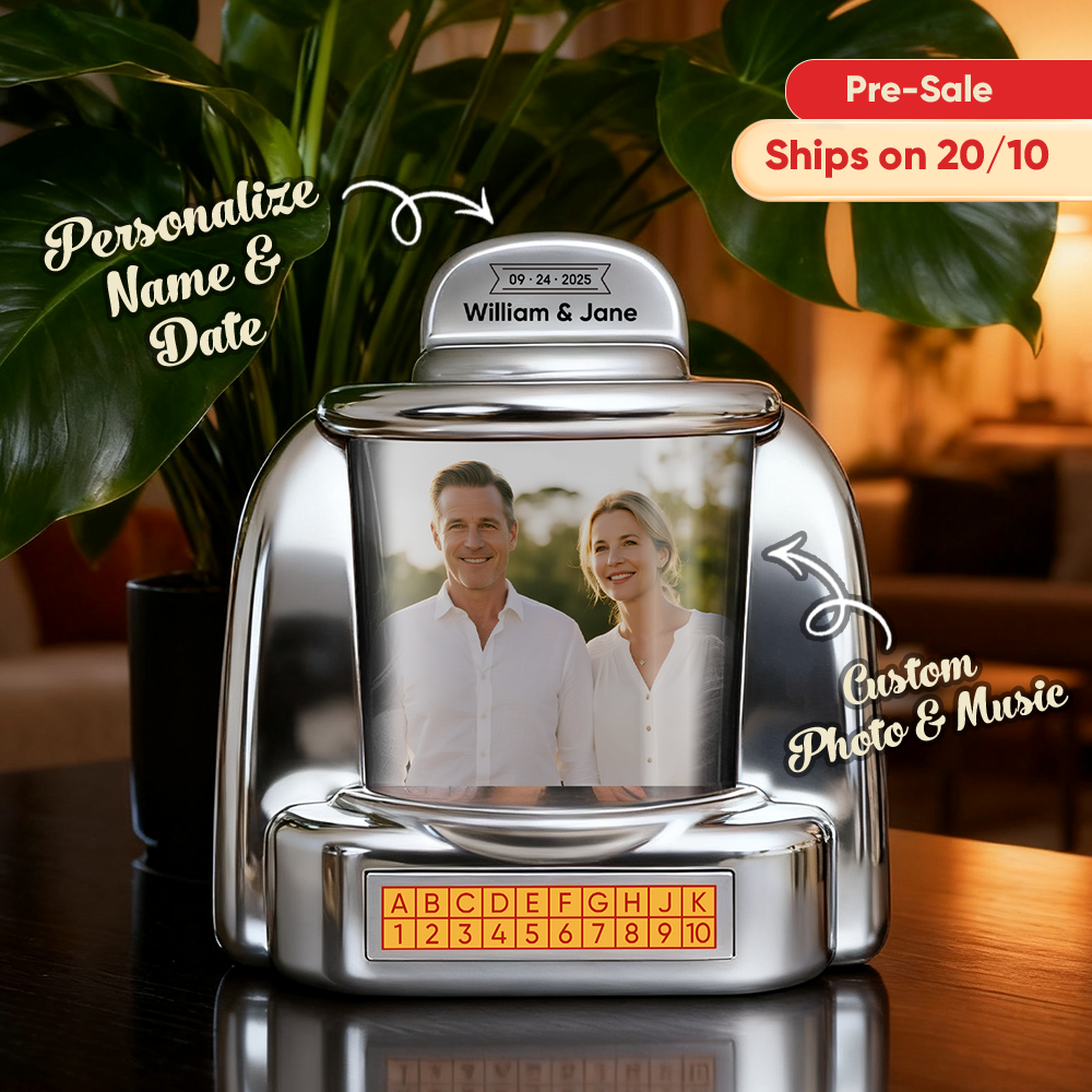 (Pre-Sale, Ships on 20/10)Custom Jukebox Retro Speaker – Personalized Photo,Names & Date Music Mini Player with Radio | Vintage Tabletop Home Decor Nostalgic Gift
