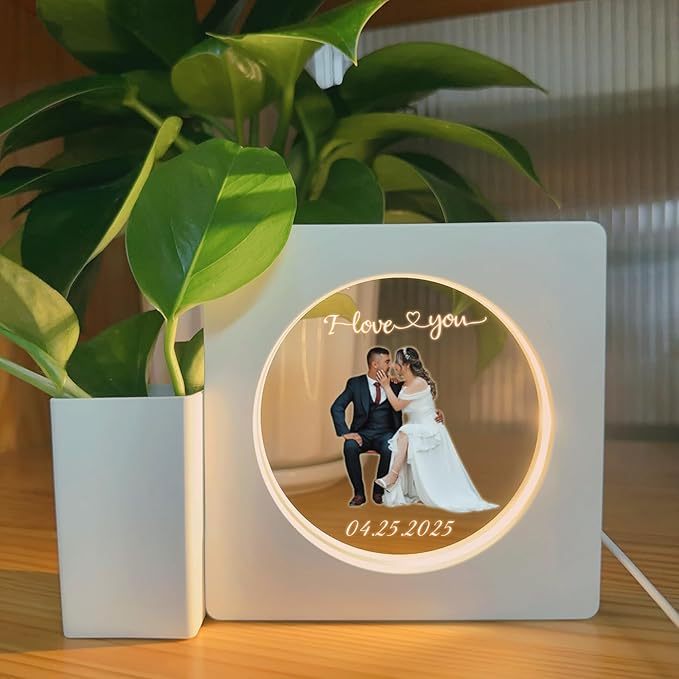 Custom Photo & Text Acrylic Pen Holder Lamp – Romantic Desk Light, Valentine’s Day Gift, Multi-Purpose for Office, Kids, or Couples