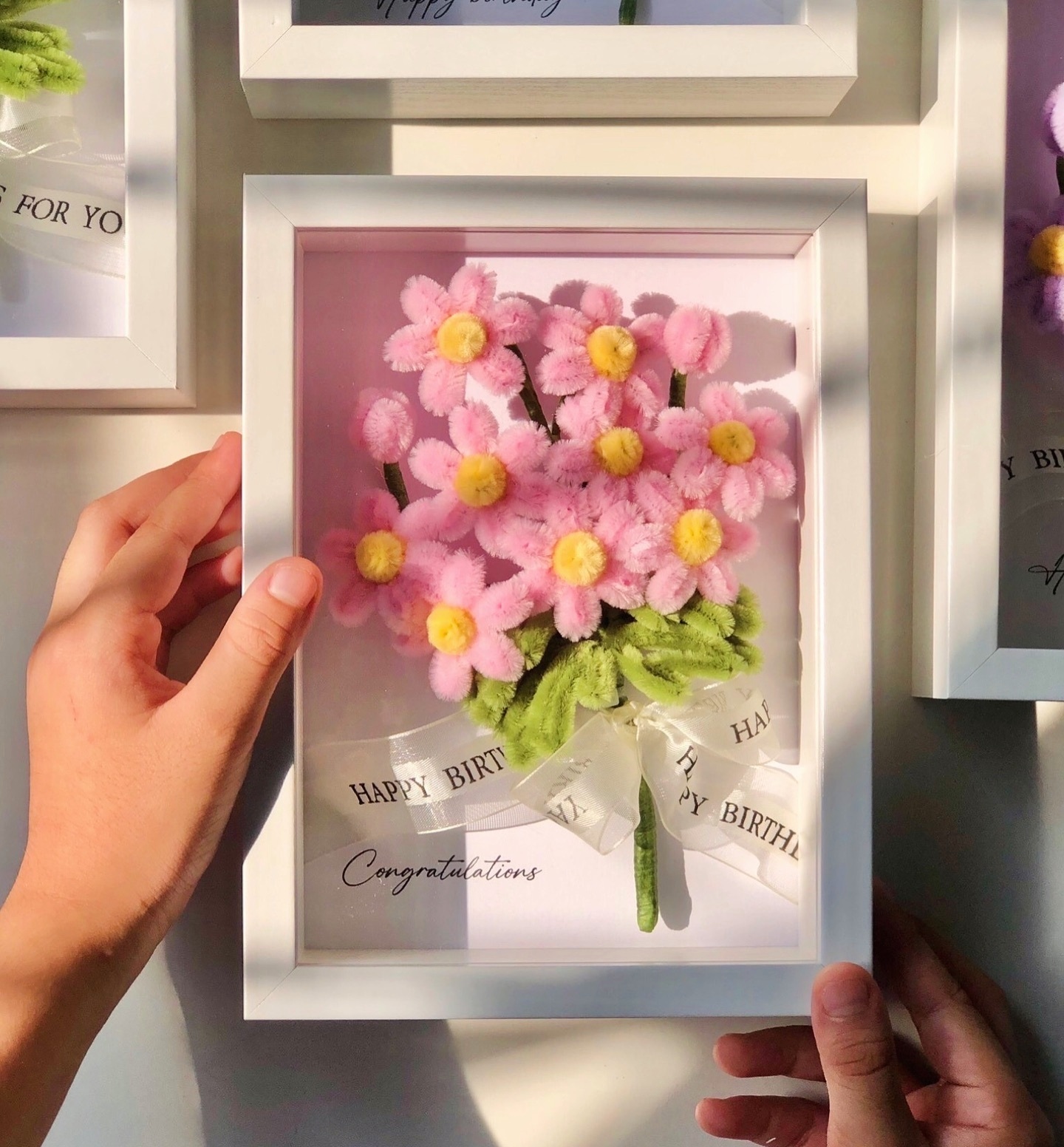 Handmade Daisy Flower Frame – Twisted Pipe Cleaner Bouquet Decor