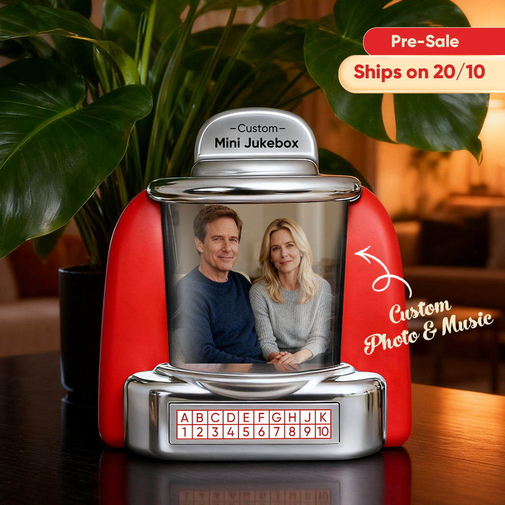 (Pre-Sale, Ships on 20/10)Custom Jukebox Retro Speaker – Personalized Photo,Names & Date Music Mini Player with Radio | Vintage Tabletop Home Decor Nostalgic Gift
