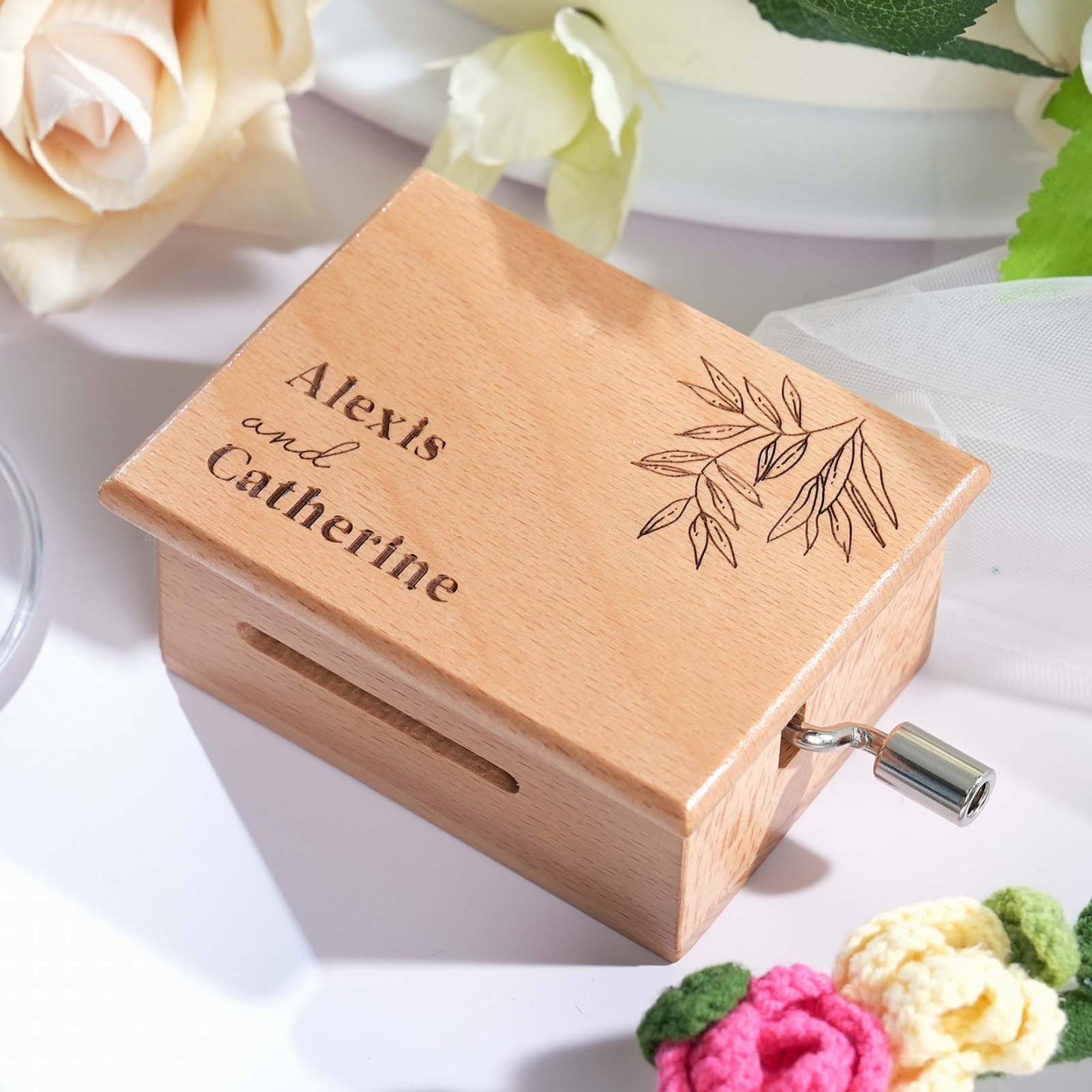 Melocraft Custom Wedding Hand Crank Paper Strip Music Box Personalized Music Box With Paper Strips Personalized Engraving