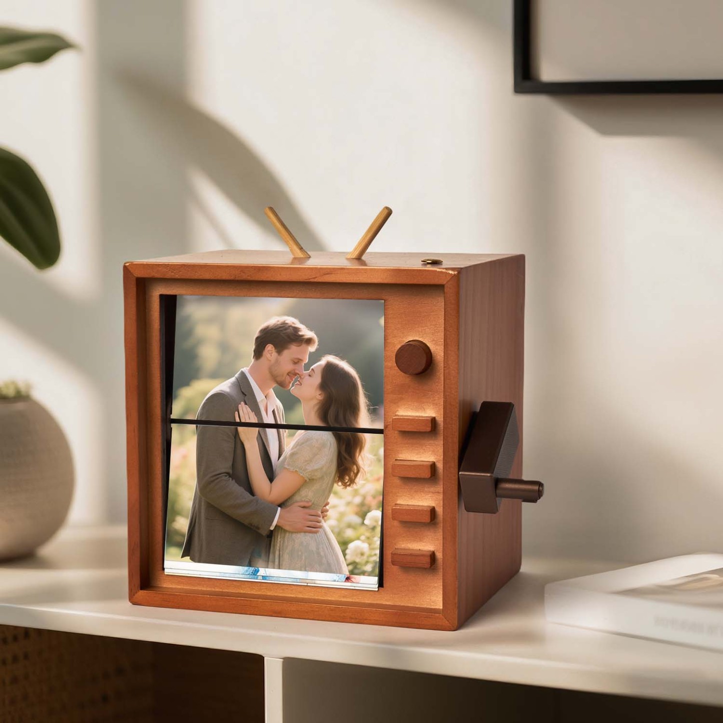 Custom Photo Flipbook Frame Vertical Television 16*16cm Large Animation Machine Mechanical Hand-cranked Flipbook Box Photo Album with Light Memorial Gift - soufeelus