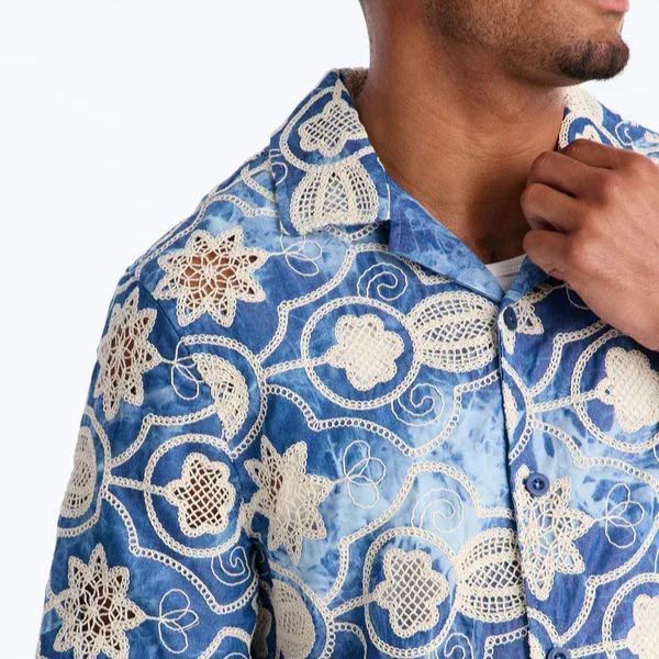 Men's Hawaiian Floral Shirt – Relaxed Fit Tropical Button Up for Beach & Vacation