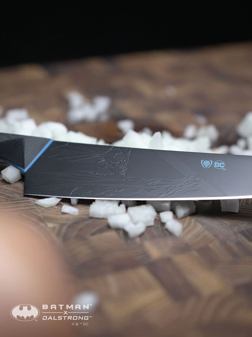 Objevte novou dimenzi vaření ve tmě: 2 dílná sada BATMAN™ Shadow Black Edition