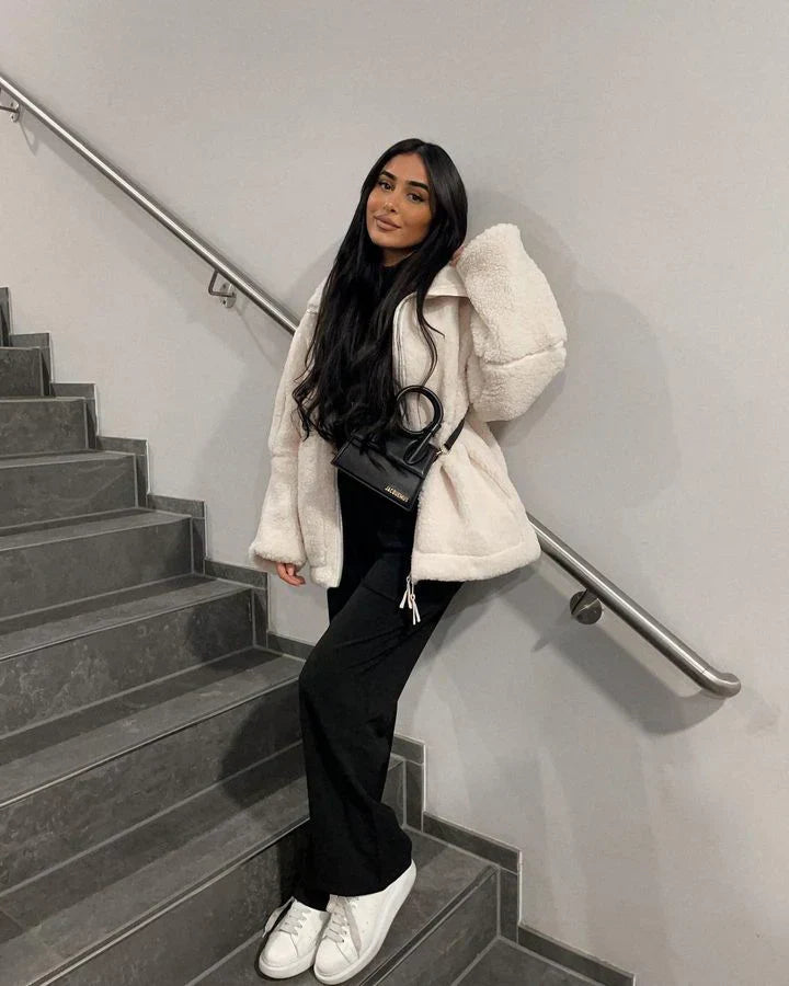 🔥Women's Solid Lambswool High Collar Wool Coat