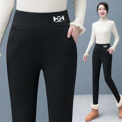 🔥Women’s Fashionable Thermal Cashmere Slim Pants