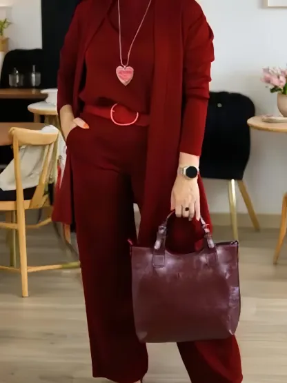 ✈️shipping worldwide⏳Time-Limited Special⏰Elegant 3-piece set including long cardigan, top and pants💞