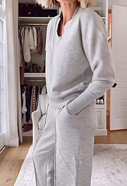 Women's Solid Color V-neck Top & Pants Two-piece Set (🔥Same as in the video)