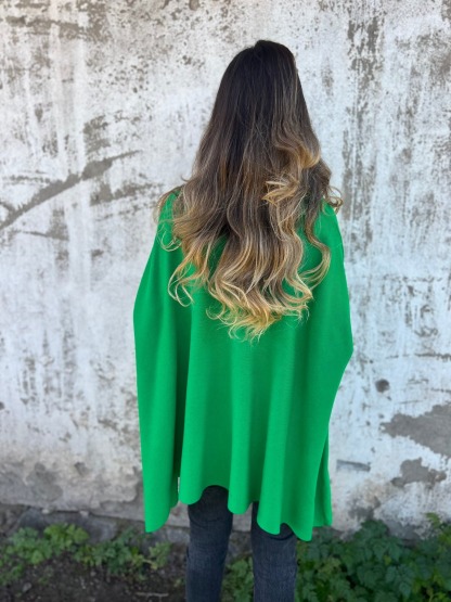 Women's Cashmere Knitted Loose Bat Top