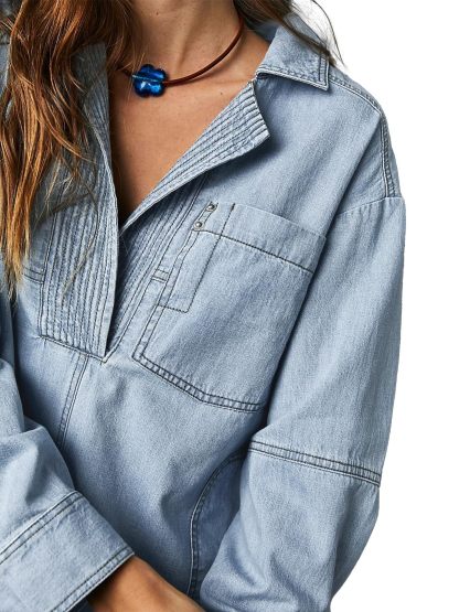 Limited time sale🔥Women's Denim V-Neck Pullover Shirt (BUY 2 FREE SHIPPING)