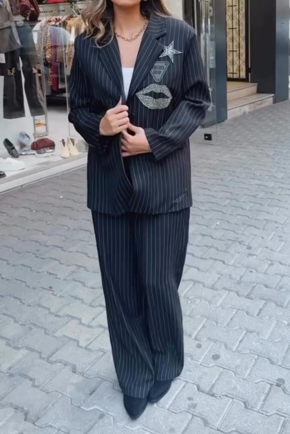 Ladies Casual Commuting Lip Print Stripe Suit