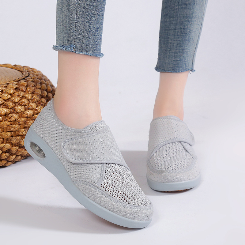 🌸🎉 Trendy Must-Have! Only a Few Left! ✨🥿💫Women's Nursing Home Wide Toe Orthopedic Adjustable Strap Neuropathic Shoes
