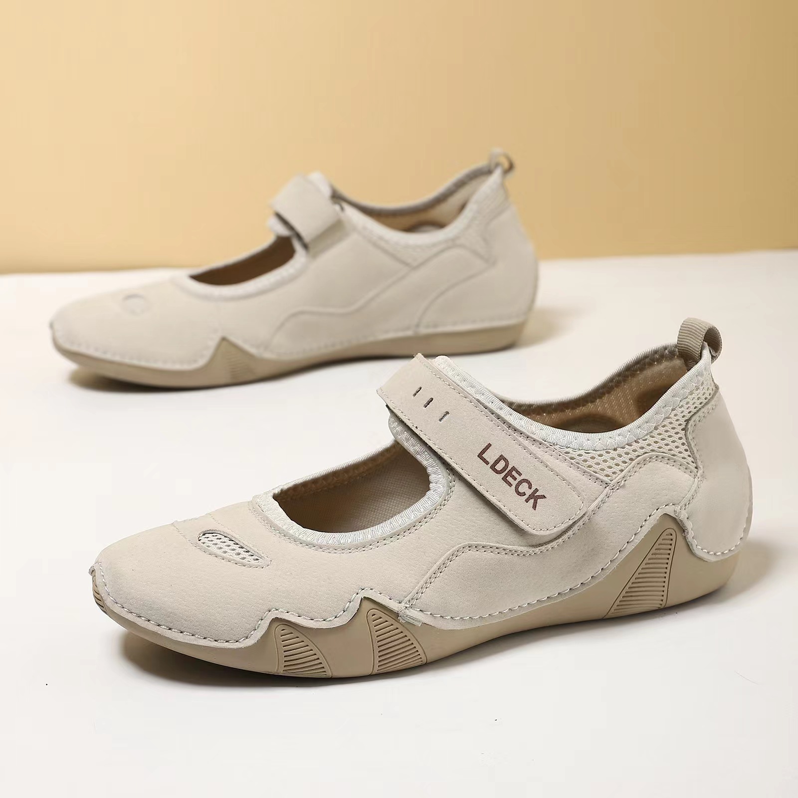 🌸🎉 Trendy Must-Have! Only a Few Left! ✨🥿💫ldeck Women's Daily Comfortable Breathable Lightweight Corrective Slip-On Walking ShoesTie shoeswomans barefoot shoes