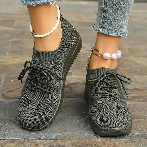 Women's Lightweight Comfortable Breathable Arch Support Slip-On Sneakers