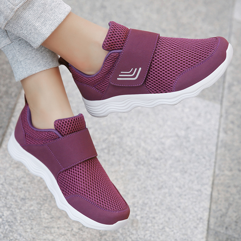 Women's Casual Comfort Walking Shoes Ultralight Flats Non-Slip Hook & Loop Fashion Sneakers