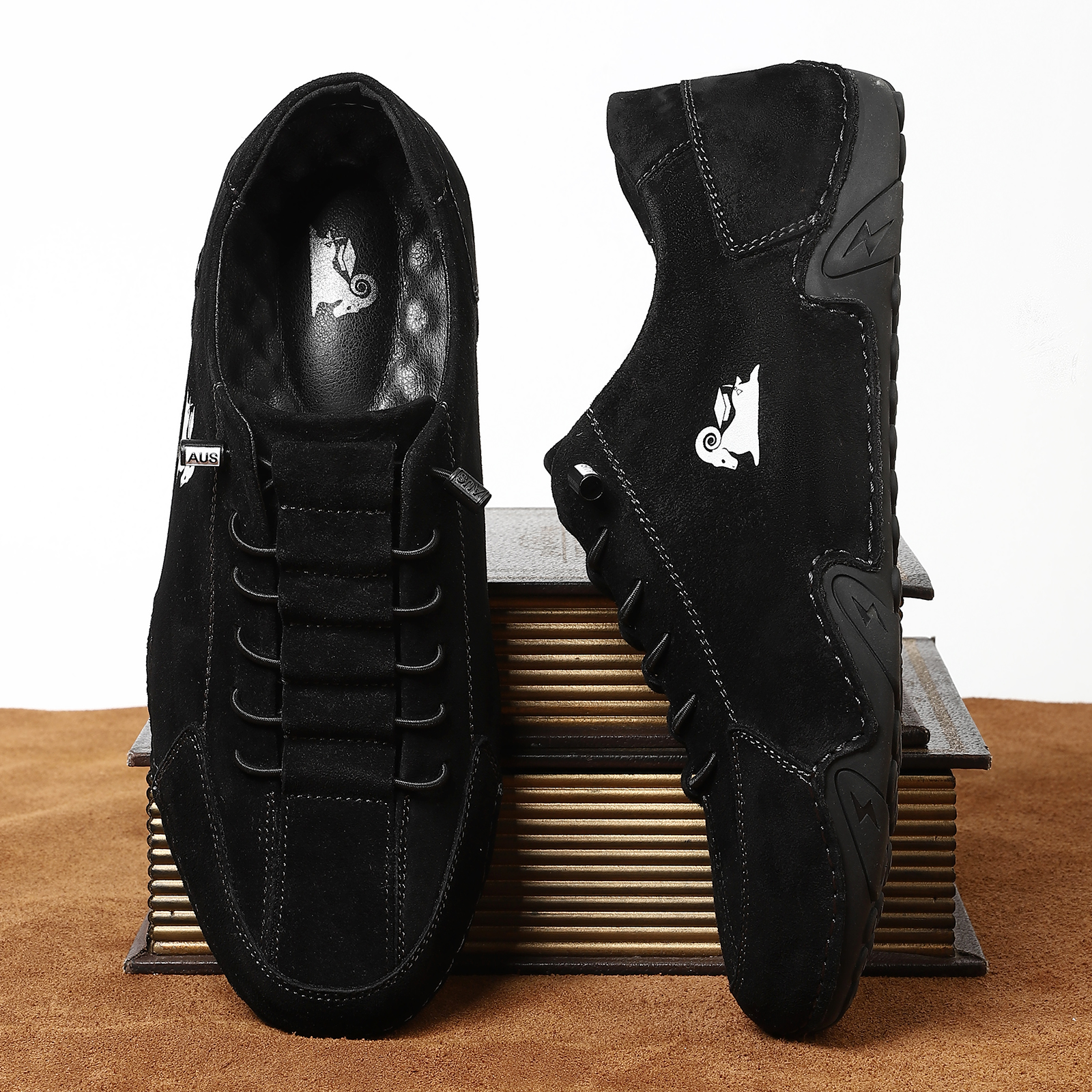 Comfortable Barefoot Walking Shoes for Men Fashion Casual Lightweight Commute Shoes Slip-on Minimalist