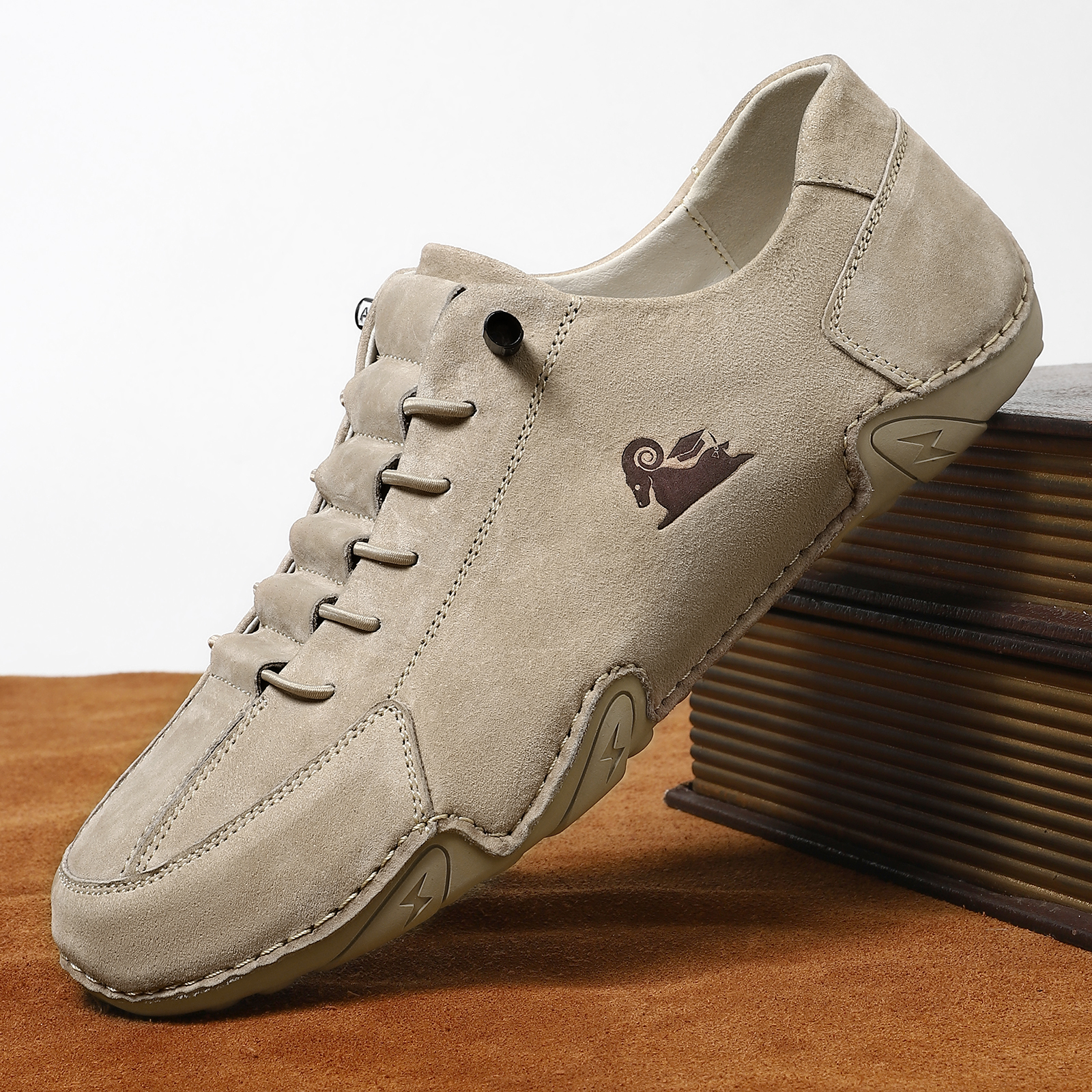 Comfortable Barefoot Walking Shoes for Men Fashion Casual Lightweight Commute Shoes Slip-on Minimalist