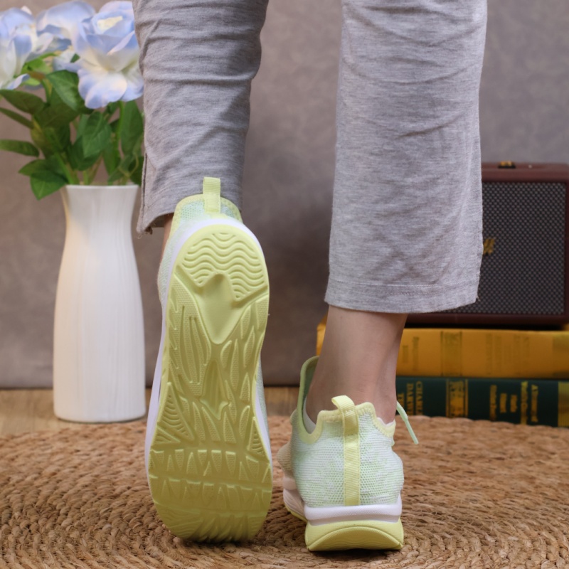 🌸🎉 Trendy Must-Have! Only a Few Left! ✨🥿💫Women's Daily Lightweight Breathable Non-Slip Arch Support Orthopedic Air Cushion Sneakers