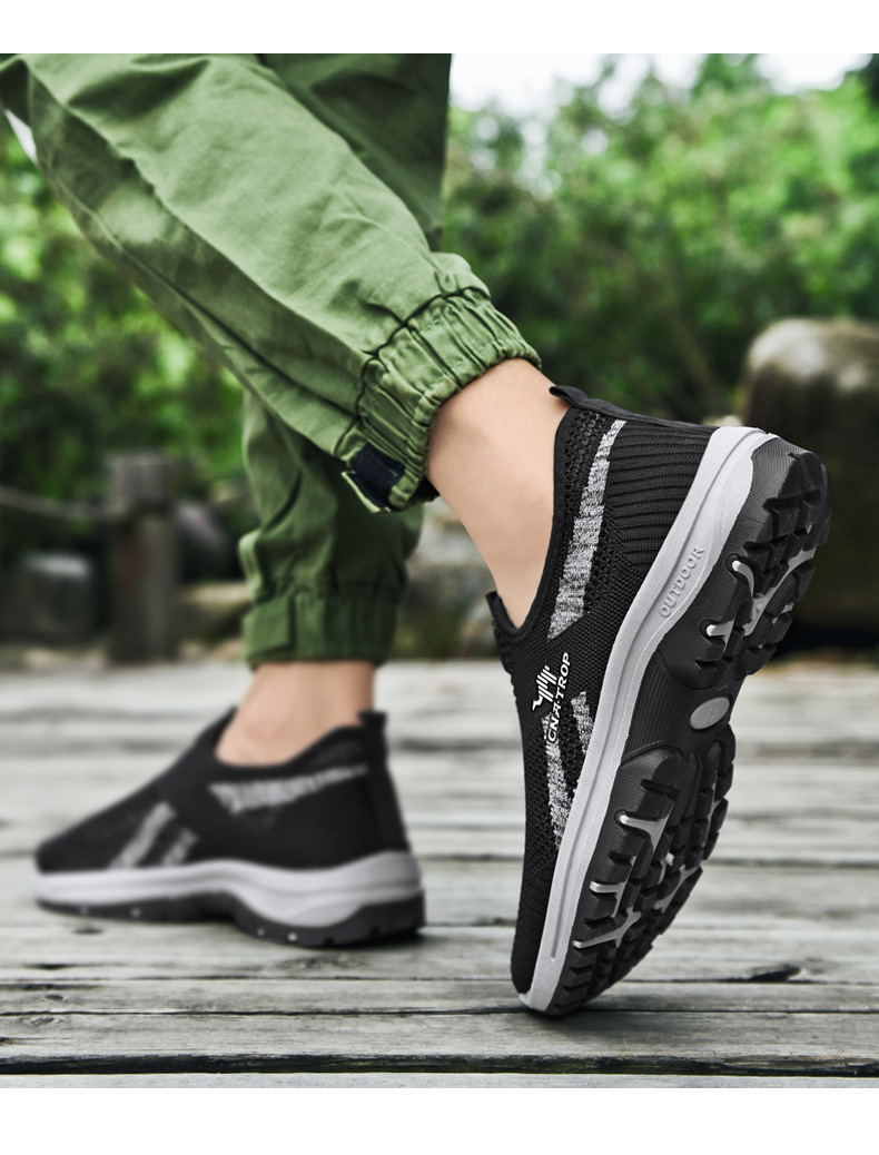 MEN'S LIGHTWEIGHT AND COMFORTABLE CASUAL SHOES