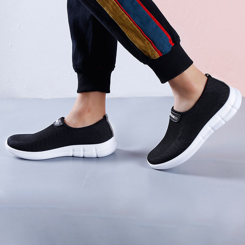 MEN'S SPORTS SOFT SOLE CASUAL SHOES