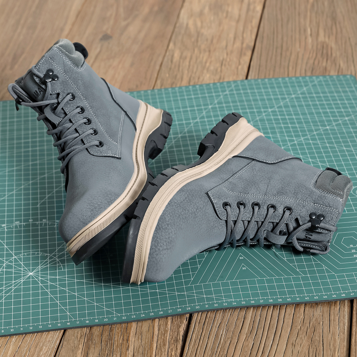 (⏰Limited Time Sale 70% OFF)Men's Steel Toe Boots - Waterproof, Slip-resistant, Puncture-resistant, Scratch-proof and Smash-proof; Orthopedic Arch Support Ankle Support Wide Toe - Ideal for Hiking, Ranch Construction and Warehouses