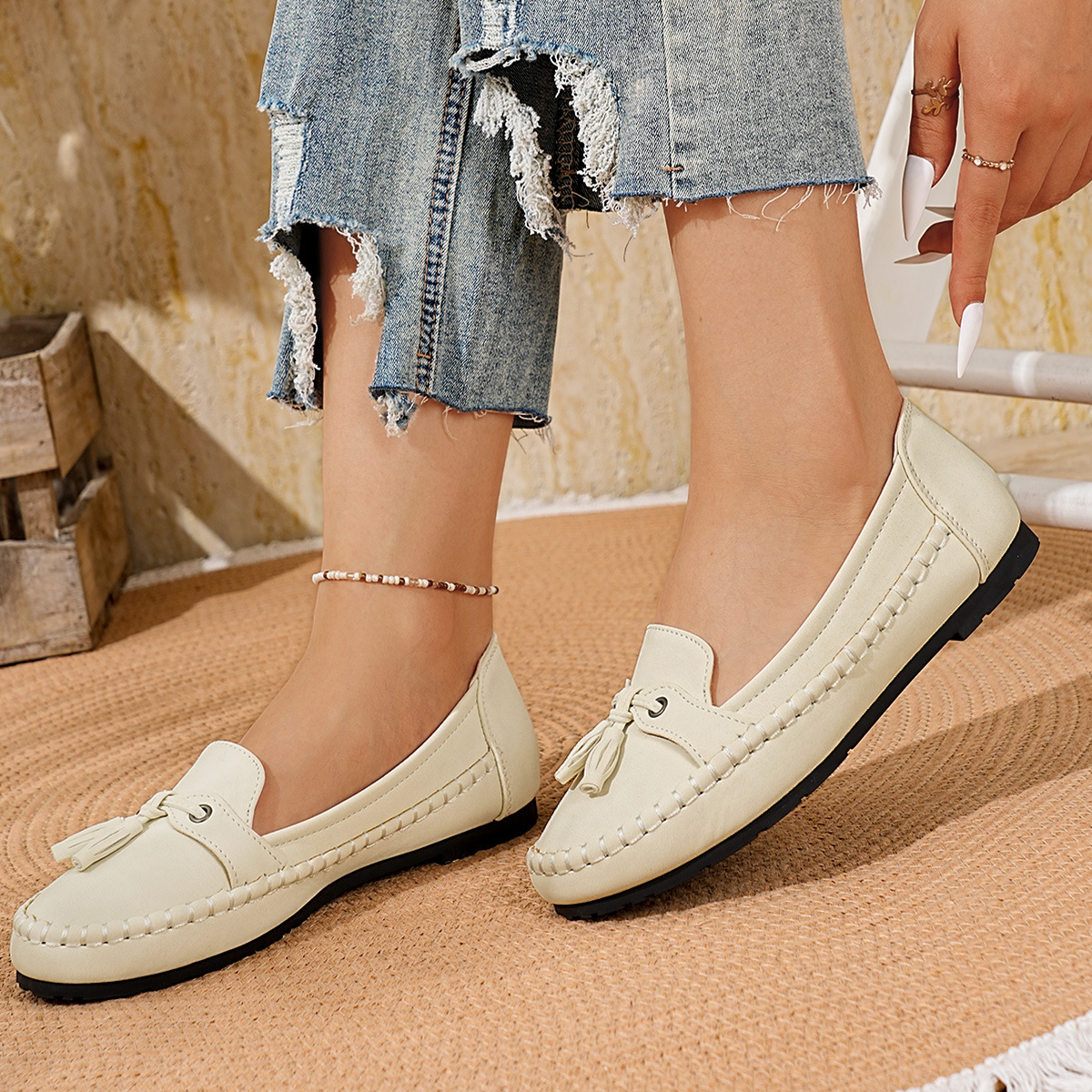 The Most Comfortable Shoes Older Women Can Wear All Day Without Pain