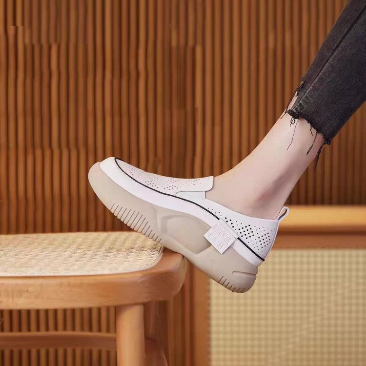 Women's Breathable Soft Sole Slip On Shoes
