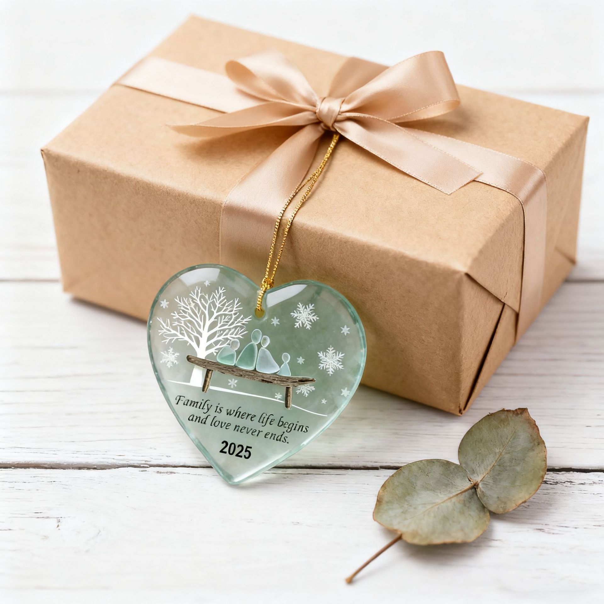 💙Heart-shaped Sea Glass Friendship Decor✨Shaped by Nature & Crafted by Hand