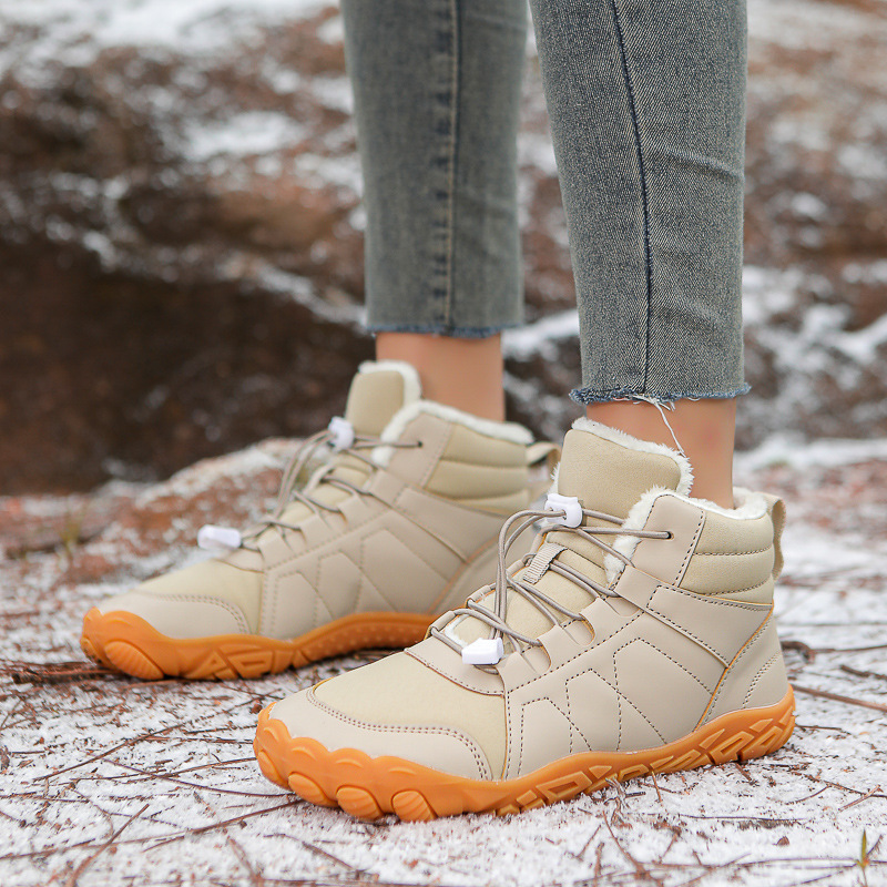 New Men's Outdoor Sports Hiking Shoes Non-slip High Top Martin Boots with Tire Bottom