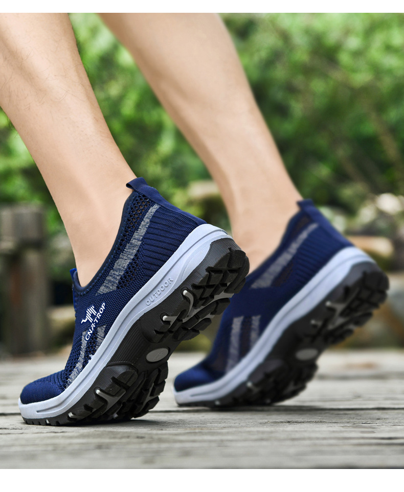 MEN'S LIGHTWEIGHT AND COMFORTABLE CASUAL SHOES