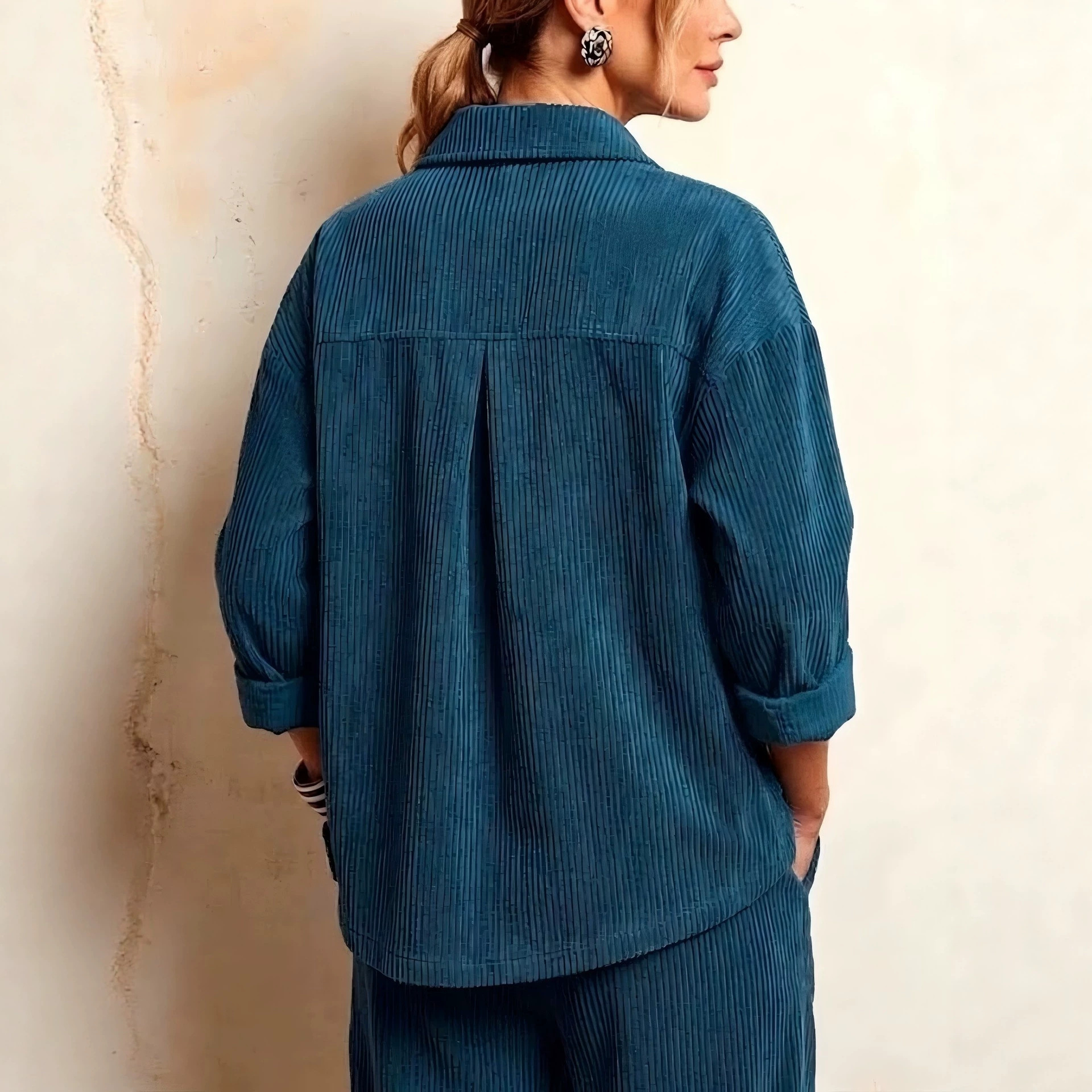 Collared Diagonal Button Corduroy Jacket