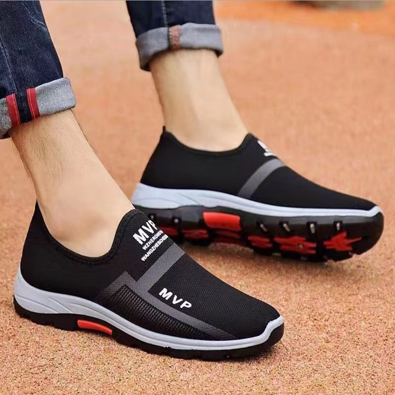 Men Outdoor Slip Resistant Slip On Shoes