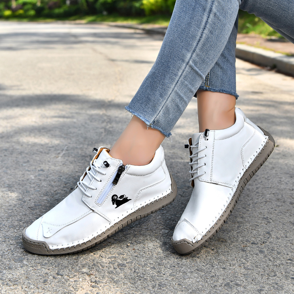Women's Orthopedic Casual Leather Boots - Arch Support, Waterproof, Pressure Relief for Everyday & Travel