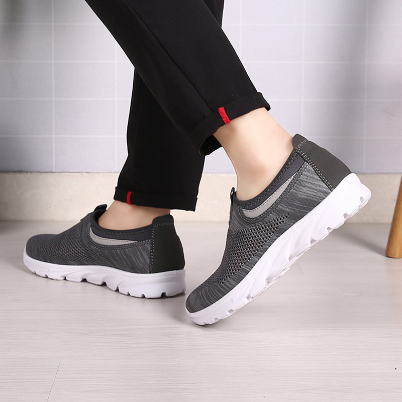 MEN'S MESH BREATHABLE LIGHT CASUAL SHOES