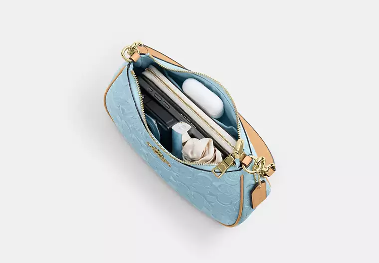 Teri Shoulder Bag In Signature Leather