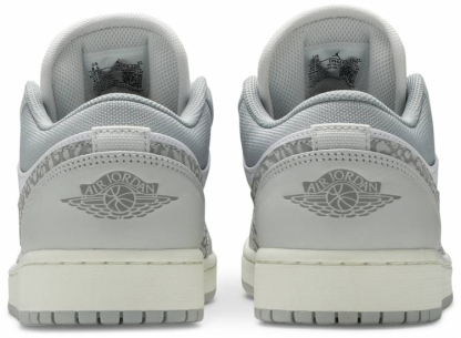 Low Premium 'Elephant Print' DH4269-100