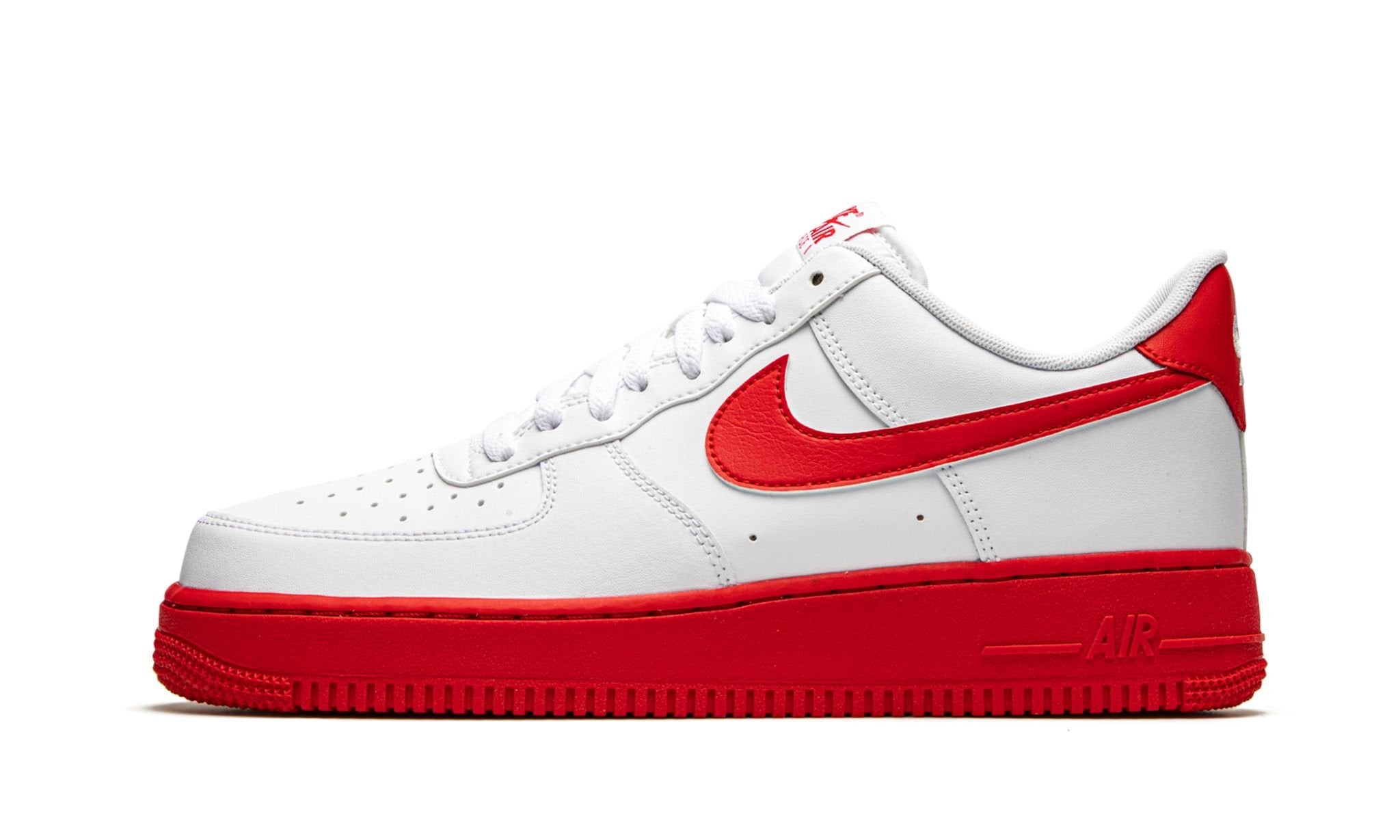 1 Low 7 ��White / University Red