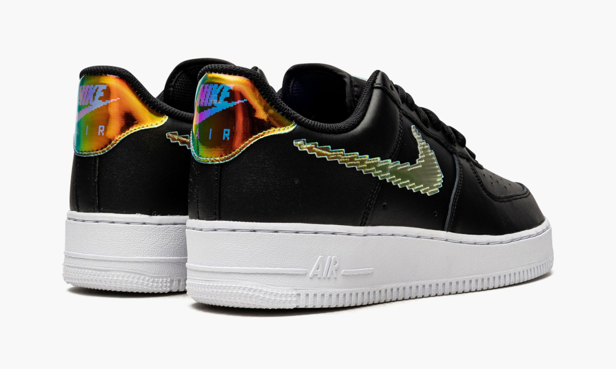 1 Low ��Iridescent Pixel Black