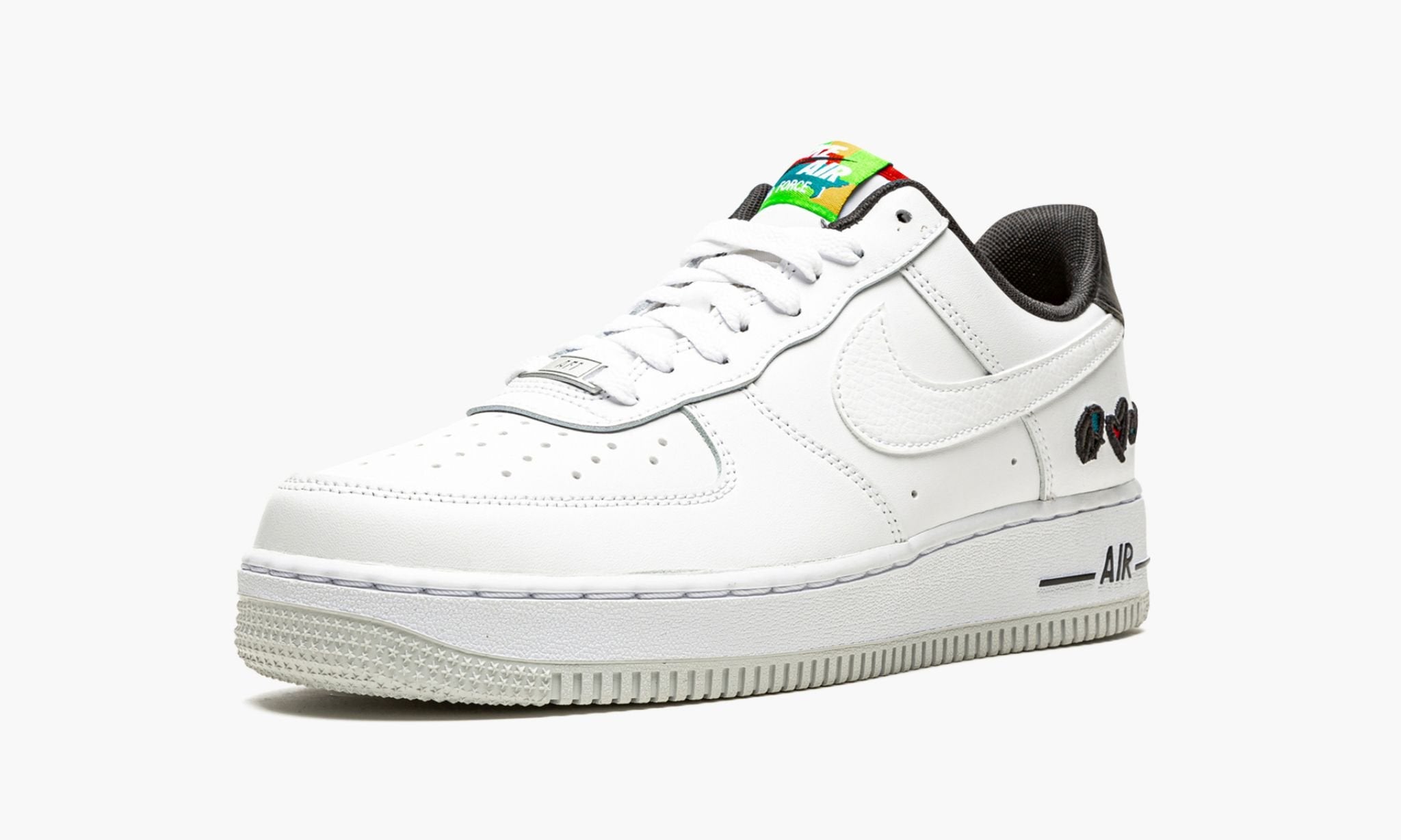 1 Low LV8 ��Peace, Love, Swoosh