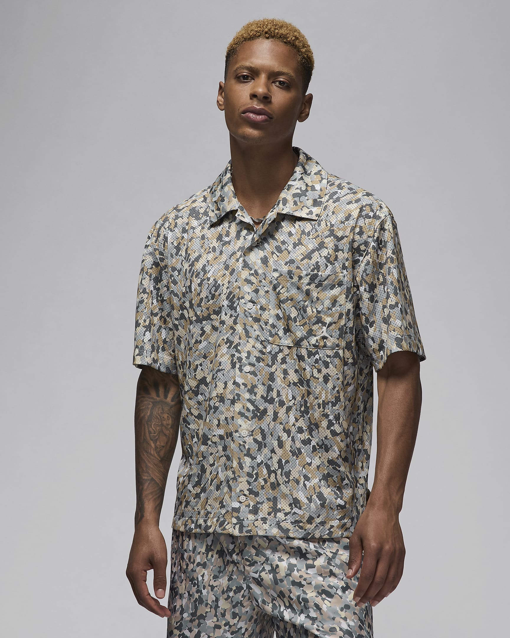 Men's Top